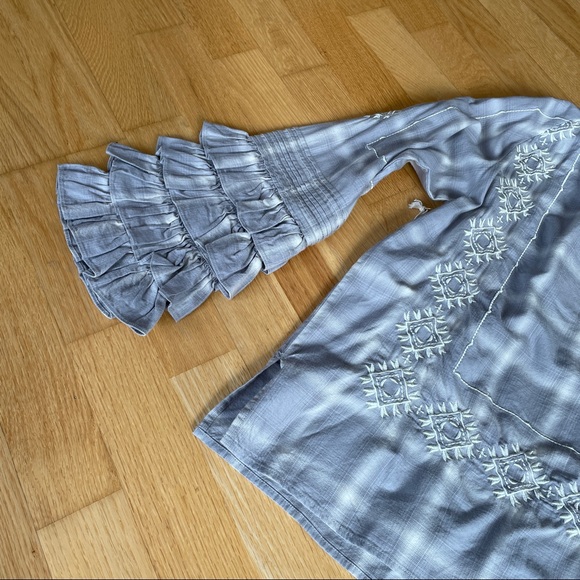 🆕 Dylan Callie Ruffles Blouse - Picture 9 of 12